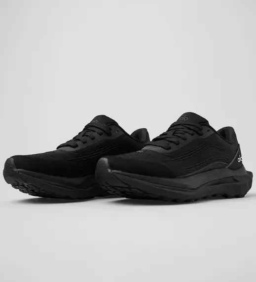 Black Runner