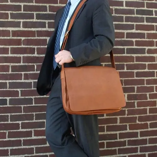 Yosemite Leather Laptop Messenger Bag   Lg