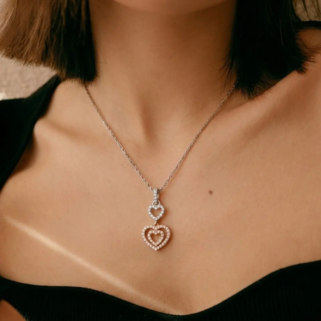 1/6 Carat (Ctw) Diamond Hearts Pendant Necklace In 14k Rose &Amp; White Gold With Chain
