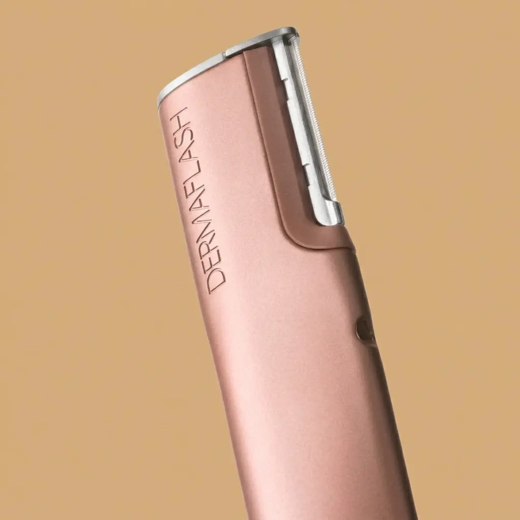 Dermaflash Luxe+ Sonic Dermaplaning + Peach Fuzz Removal Set