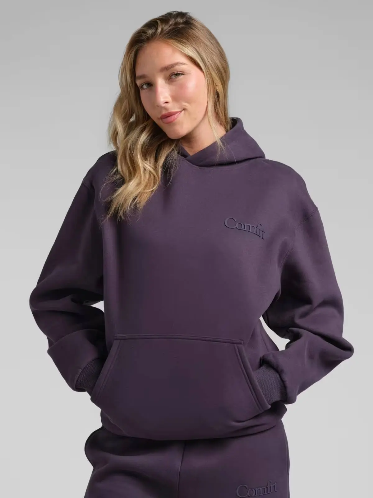 Minimalist Hoodie – Mega